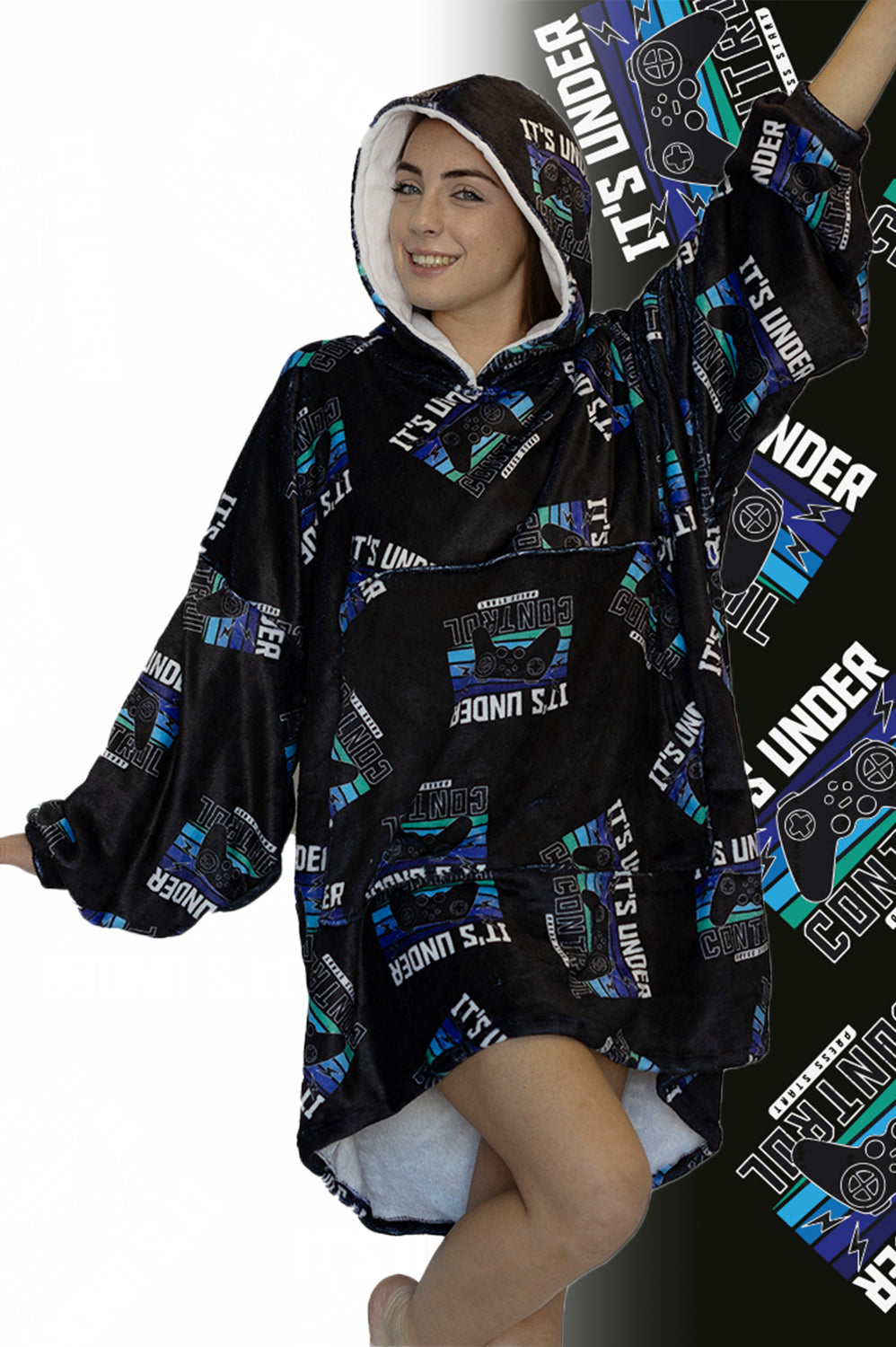 Under Control Gamer Hoogy - Oversized Blanket Hoodie